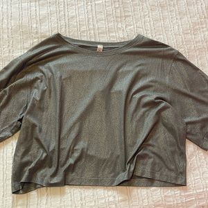 Cropped soulcycle lululemon tee